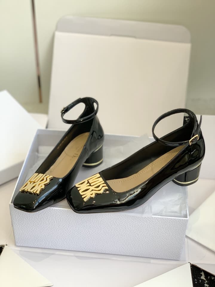 Dior MISS DIOR Chunky Heel Mary Jane Flats – 24SS in Black Patent Leather
