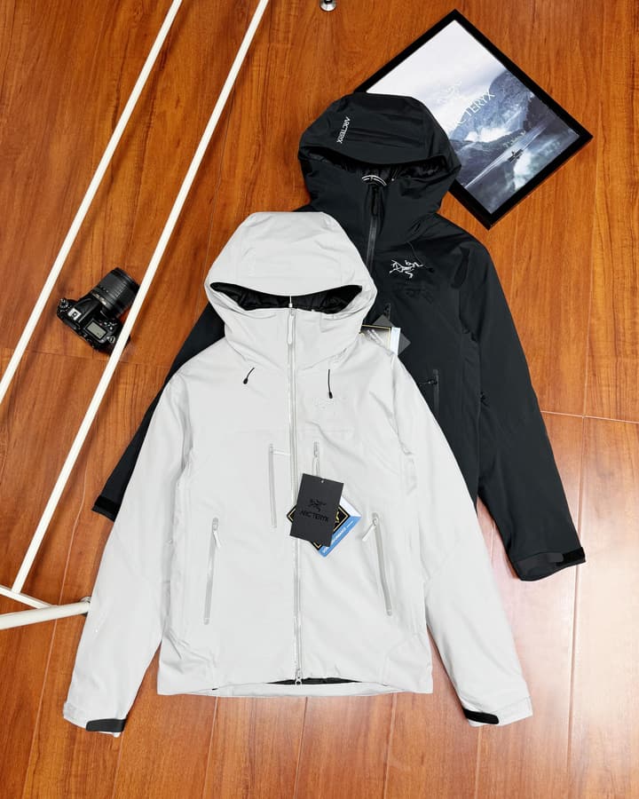 Arc'teryx Beta Down Insulated Jacket M in Obsidian Black