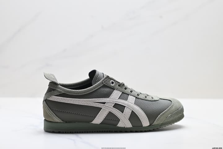 Onitsuka Tiger MEXICO 66 DELUXE NIPPON MADE Sneakers in Deep Sage With Light Grey Stripes