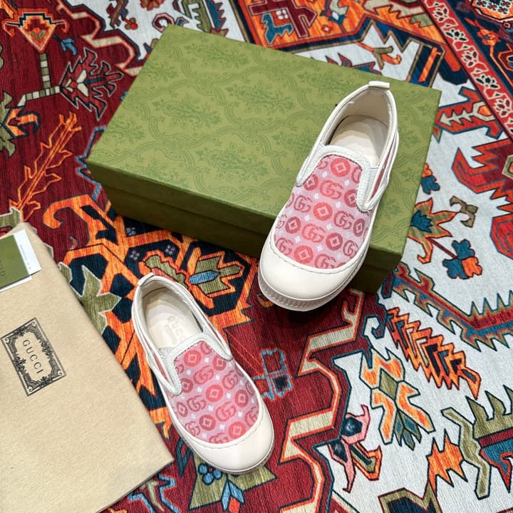 Gucci Kids Footwear – Kids Collection in Beige Plaid Slip-on