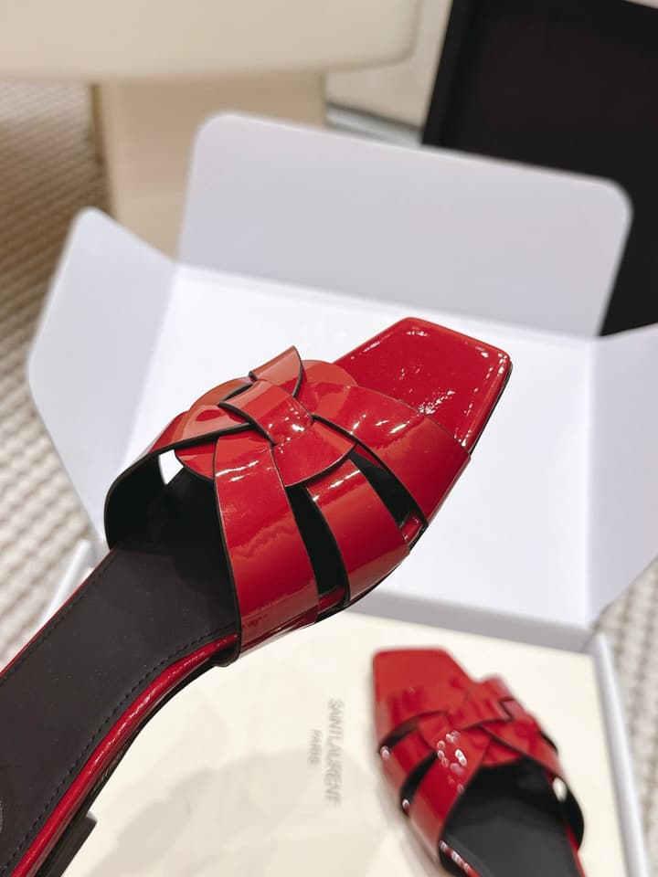Saint Laurent Melody Square Toe Flat Sandals – 2026SS in Burgundy Patent