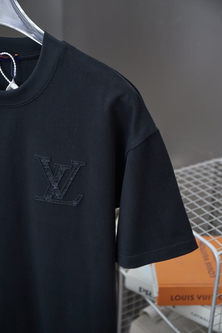 Louis Vuitton Toothbrush Embroidery Logo T-Shirt – 26SS Early Spring Collection in Black