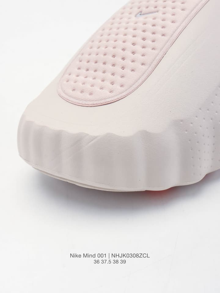 Nike Mind 001 Recovery Mules – 2025 in Light Grey