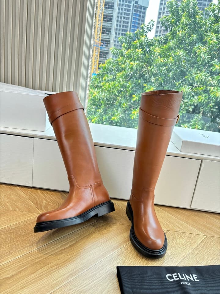 Celine Triomphe Leather Knight Boots – 2025 Autumn/Winter Collection in Black
