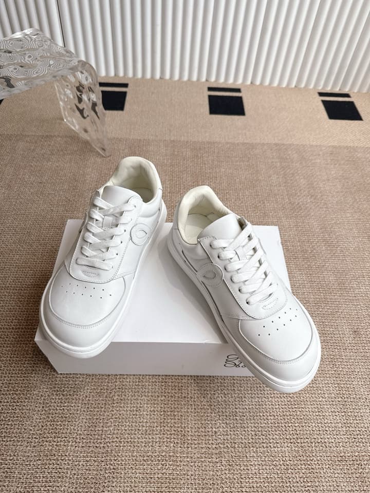 Loewe Spliced Minimalist Sneakers in Black