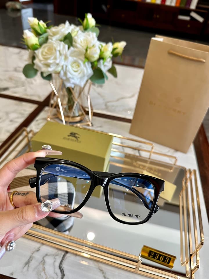Burberry Polarized Sunglasses