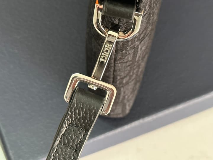 Dior Oblique Clutch Bag in Black Oblique Canvas