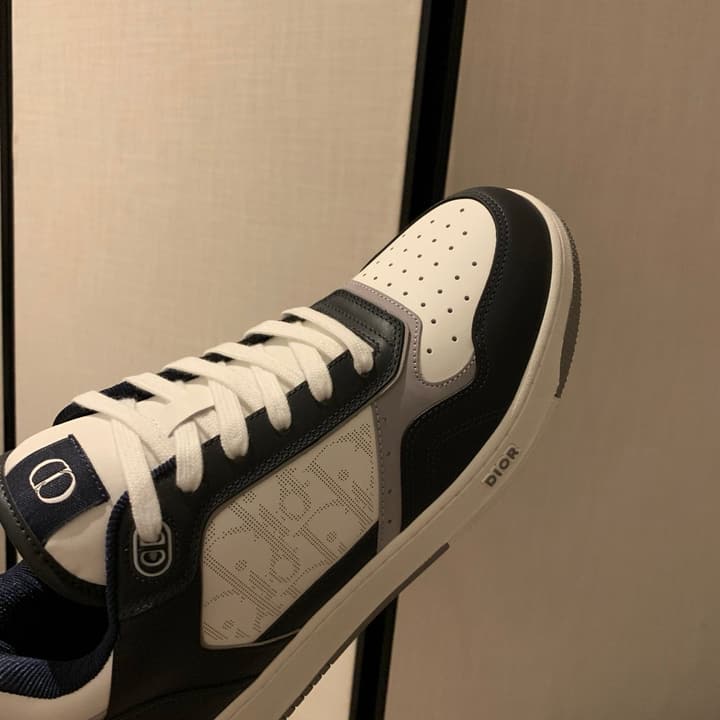 Dior B27 Uptown HYLTON NEL Limited Edition Low-Top Sneakers in White And Black
