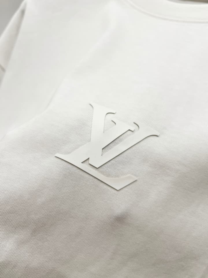 Louis Vuitton Classic Logo Silicone Embossed T-Shirt – 25SS in Black