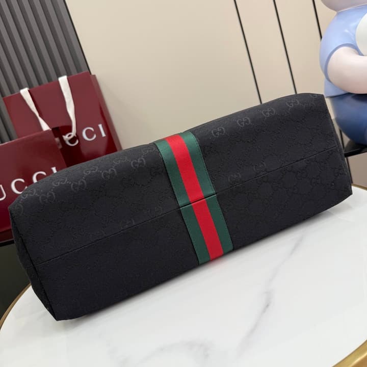 Gucci Giglio GG Canvas Tote Bag – 2026 Spring/Summer Collection in Black GG Canvas