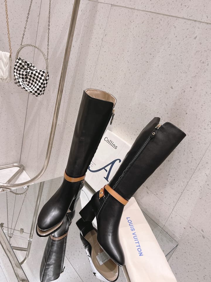 Louis Vuitton Parisienne Leather Knee-High Boots in Black Leather