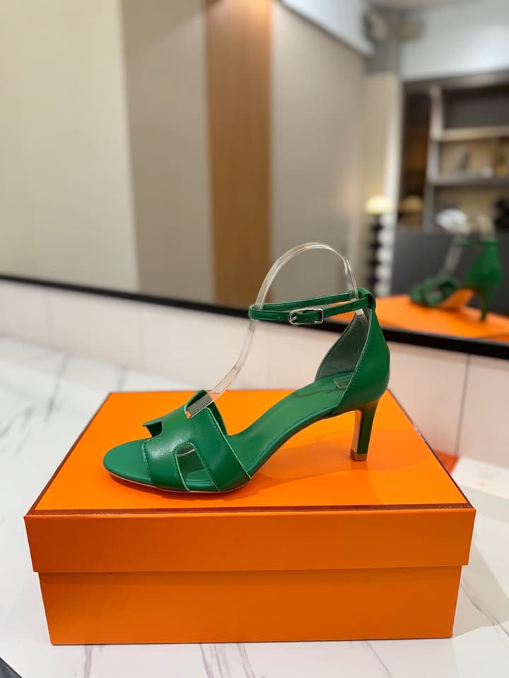 Hermès Classic Smooth Cowhide Heels – 6.5cm in All White