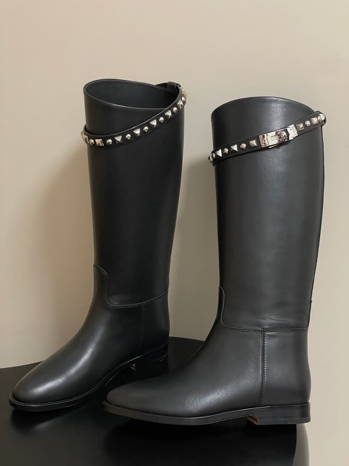 Hermès Jumping Series Kelly Buckle Knee-High Boots in Black