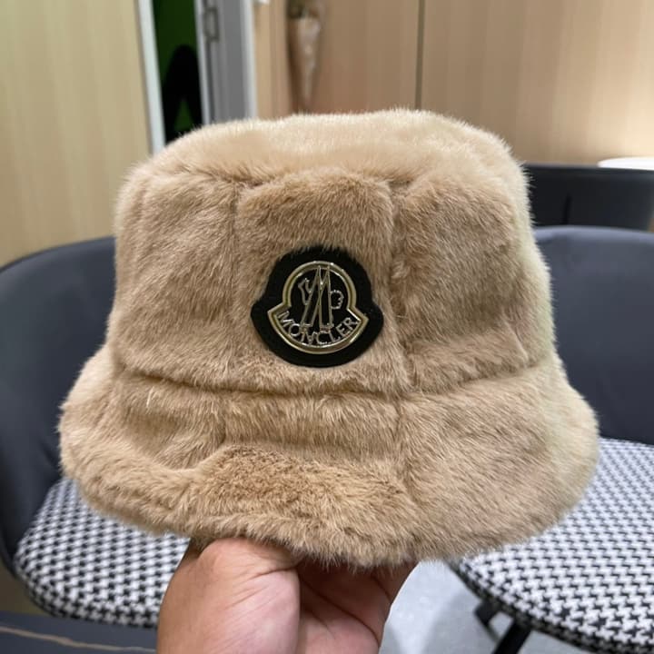 Moncler Fluffy Autumn/Winter Bucket Hat in Dark Gray Sherpa