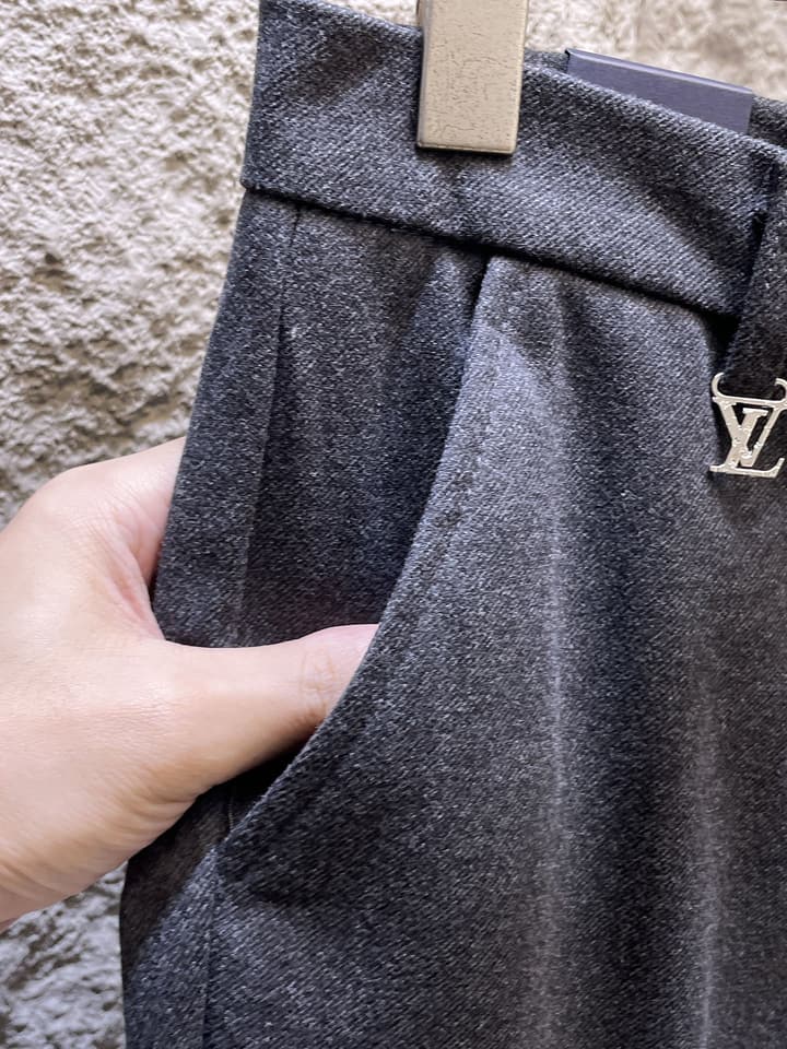 Louis Vuitton Wool Blend Dress Trousers – Autumn/Winter Collection in Black