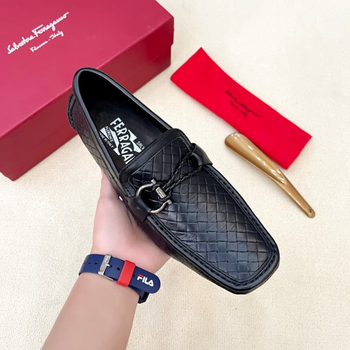 Ferragamo Men's Driving Loafers in Black Grained Gancini