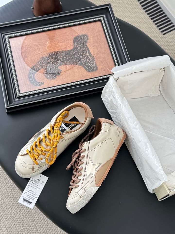 Golden Goose Graffiti Sneakers – 2024 Collection
