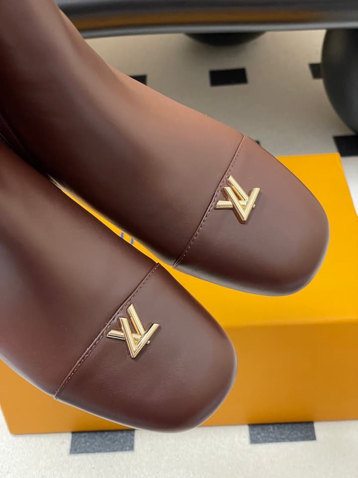 Louis Vuitton LV Swing Metal Heel Ankle Boots – 25SS Autumn/Winter Collection in Black