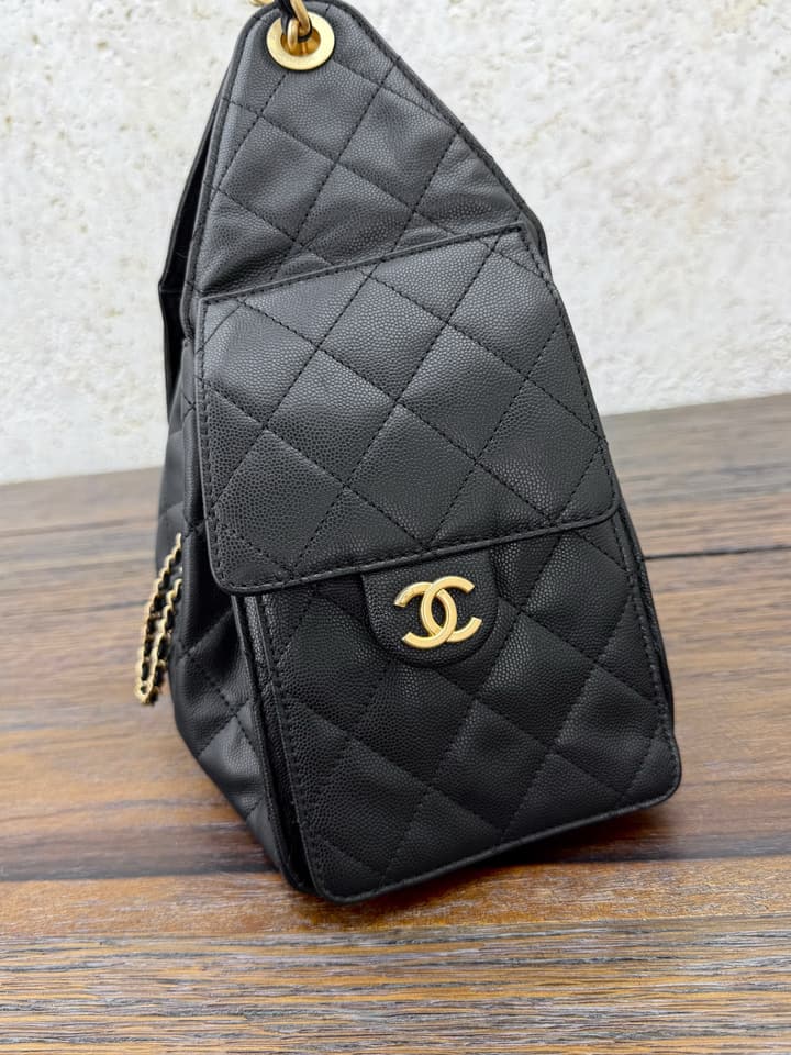 Chanel 25 Bag Small – Caviar Leather with Gold Hardware