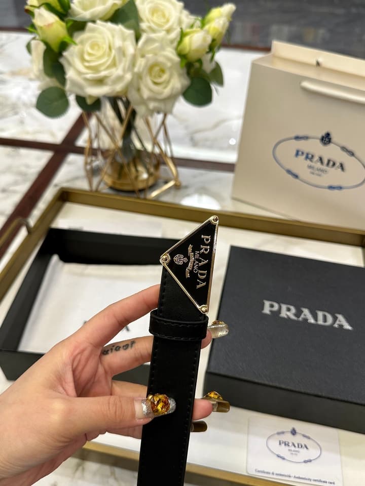 Prada Classic Fashion Belt – 3.0cm in Saffiano Black Leather With Silver Buckle