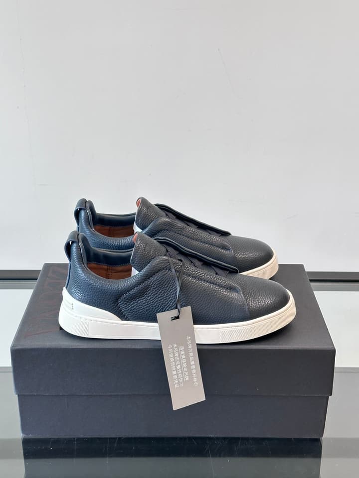 Zegna Men's Low-Top Leather Sneakers in Black & White