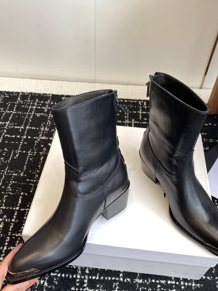 Celine Retro Chunky Chelsea Ankle Boots – 25SS in Classic Brown Suede