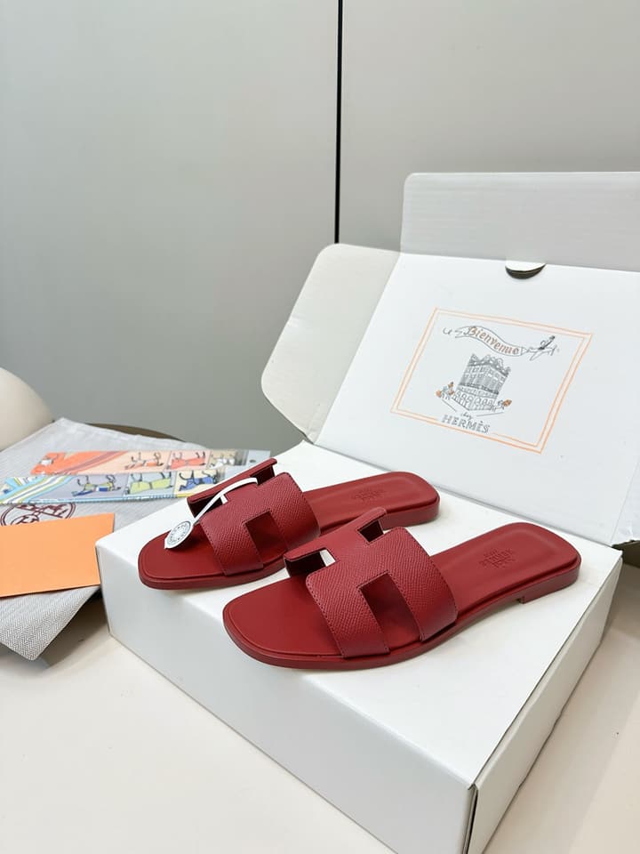 Hermès Fashion Palm-Grain H Slides in Brown