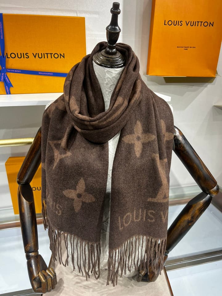 Louis Vuitton Reykjavik Cashmere Scarf