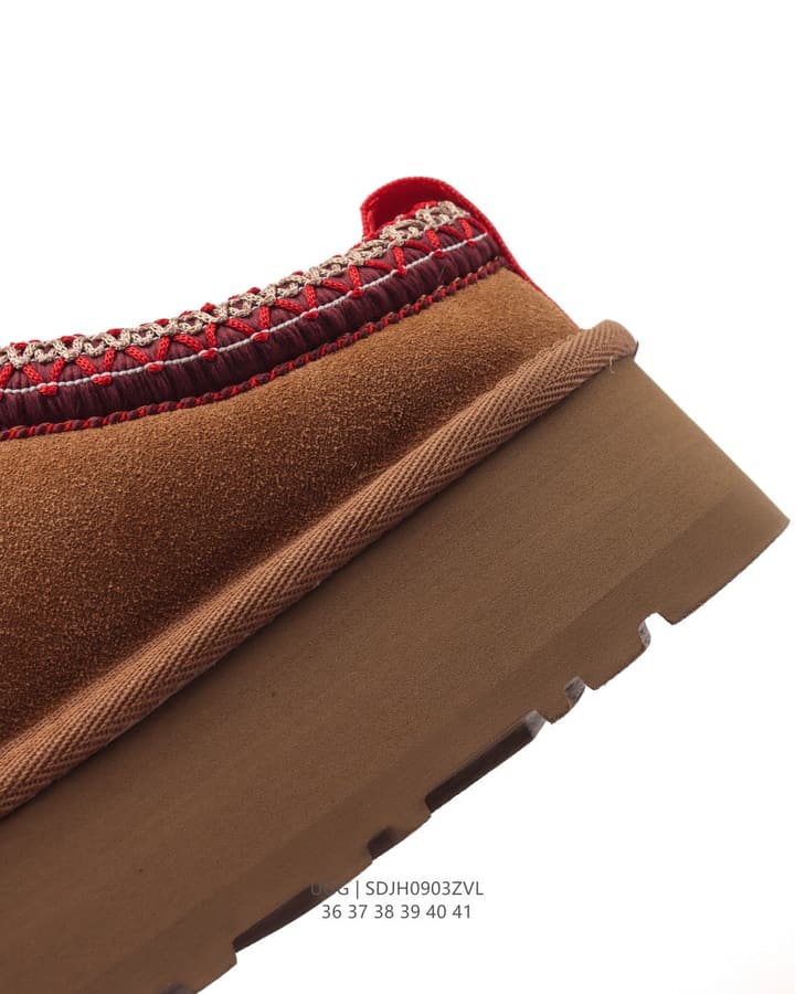 UGG Tire-Sole Snow Slippers in Black