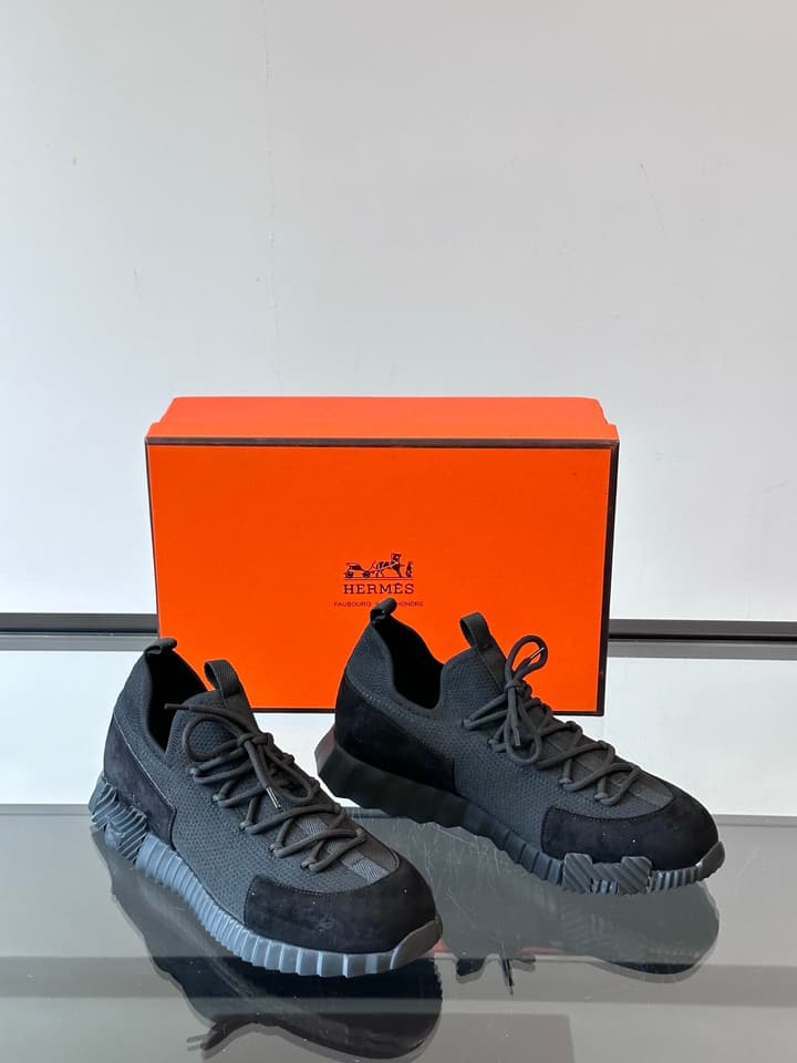 Hermès Men's Casual Sport Sneakers in All Black Knit