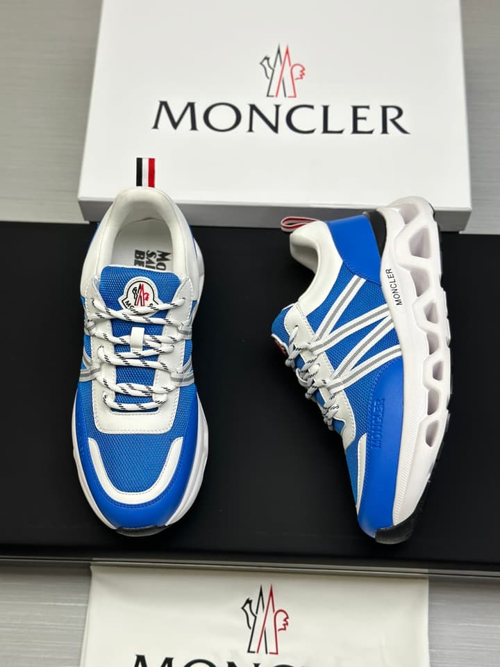 Moncler Trailgrip GTX Performance Running Shoes in Black