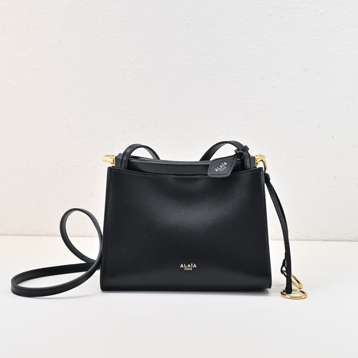 Alaïa Mini Clip Bag in Black