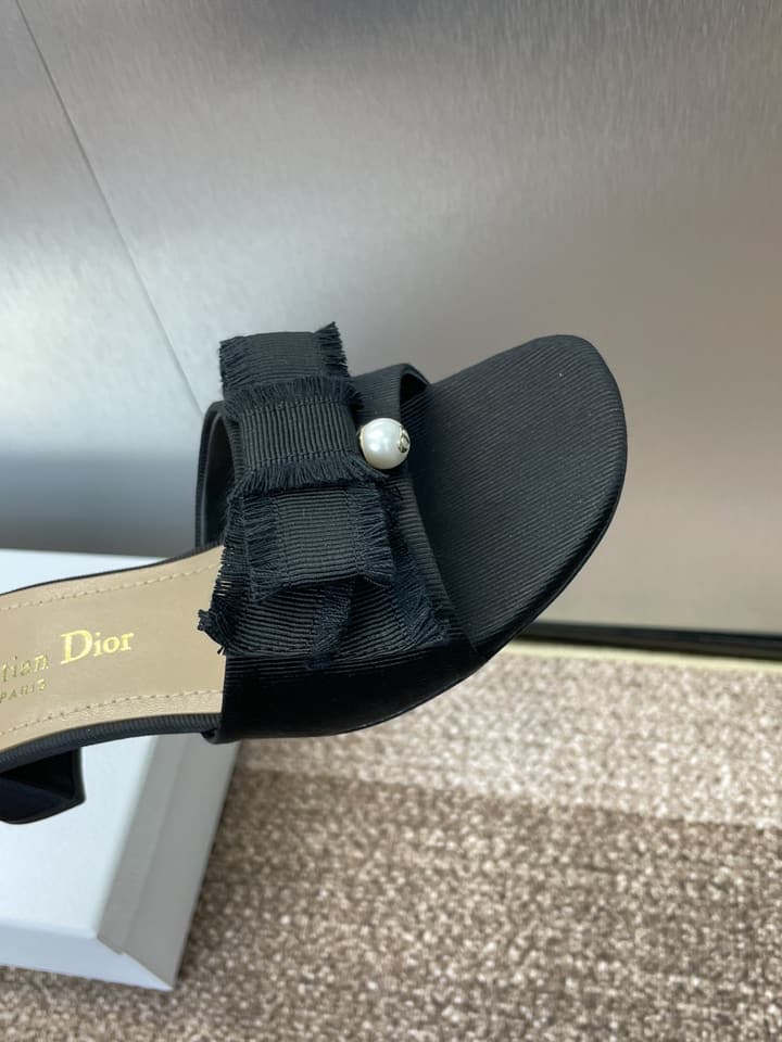 Dior J'Adior Adiorble Tassel Peep-Toe Heeled Sandals – 2025 Spring/Summer Collection in Beige Woven