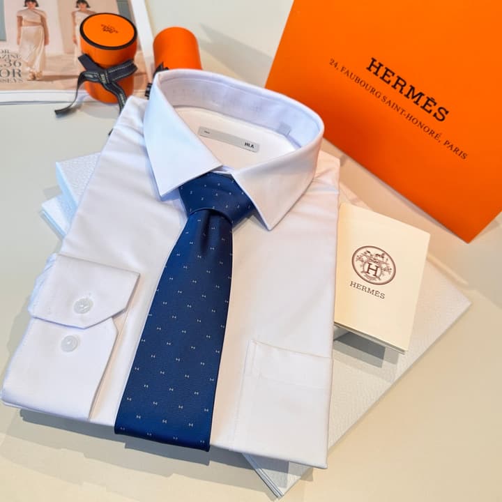 Hermès Men's Silk Tie in Burnt Orange Brown