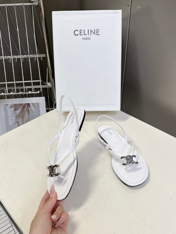 Celine Triomphe Metal Buckle Thong Sandals – Spring/Summer Collection – 2026SS in Black
