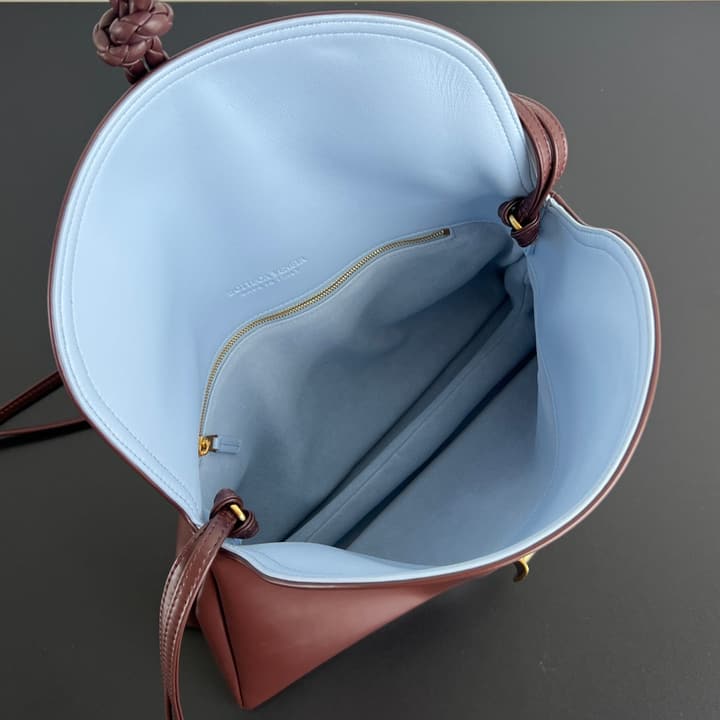 Bottega Veneta Medium Liberta Flap Crossbody Bag – Autumn/Winter Collection in Dark Espresso Brown