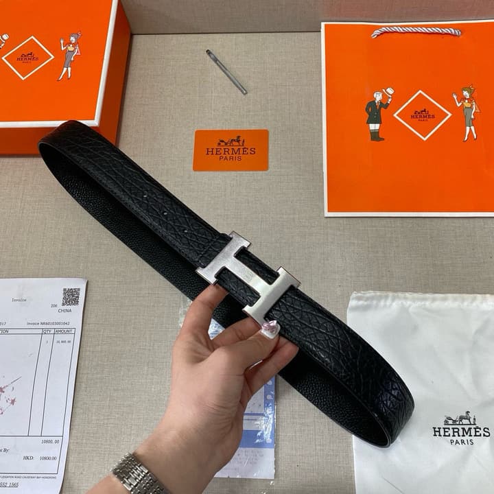 Hermès Classic Cowhide Leather Belt – 3.8cm in Black Leather With Black Buckle