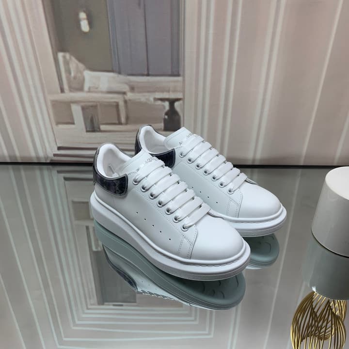 Alexander McQueen Unisex Sneakers in White And Grey Paneled