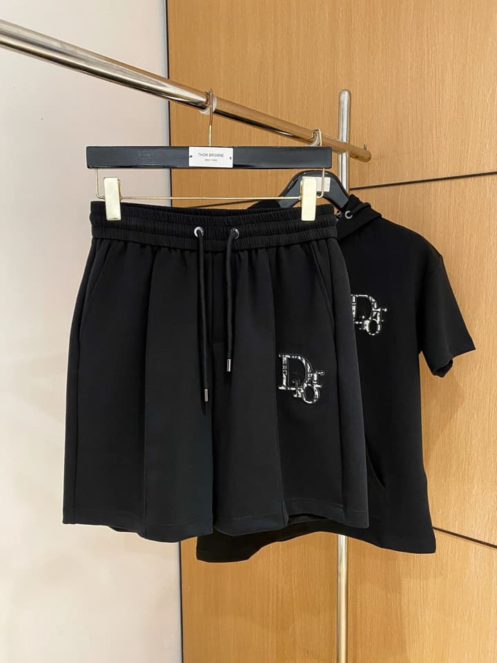 Dior Classic Air Layer T-Shirt and Shorts Set – 2026 Summer Collection in Black Crewneck Oblique Stripe