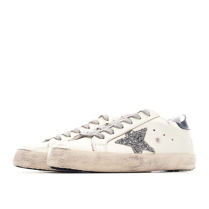 Golden Goose Super Star Sneakers – 2023 Collection in Bright Metallic Outline Star