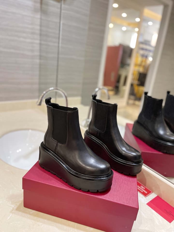 Valentino Garavani Uniqueform Platform Ankle Boots