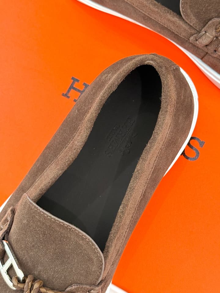 Hermès Retro Couple's Loafers – 25FW in Dark Brown