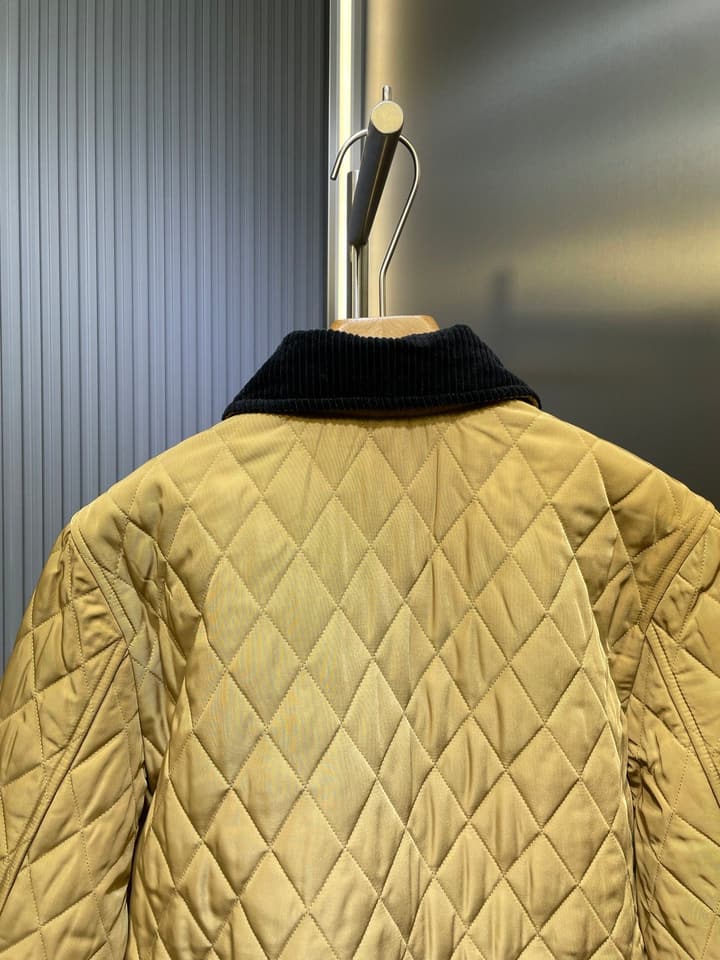 Burberry Quilted Long-Sleeve Jacket – 25FW in Charcoal Grey