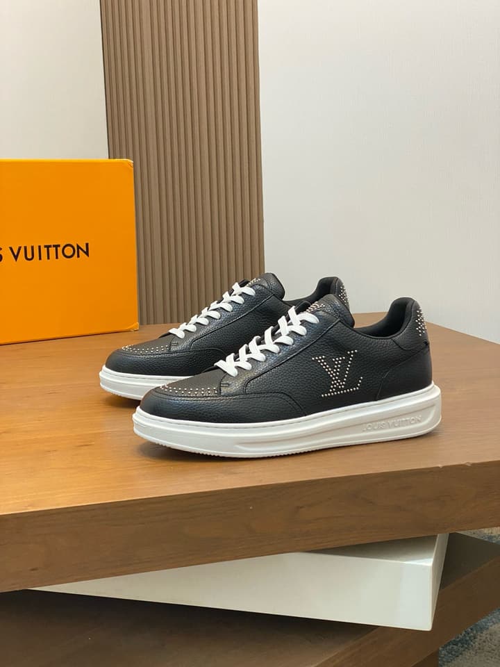 Louis Vuitton Calfskin Breathable Loafers in Black