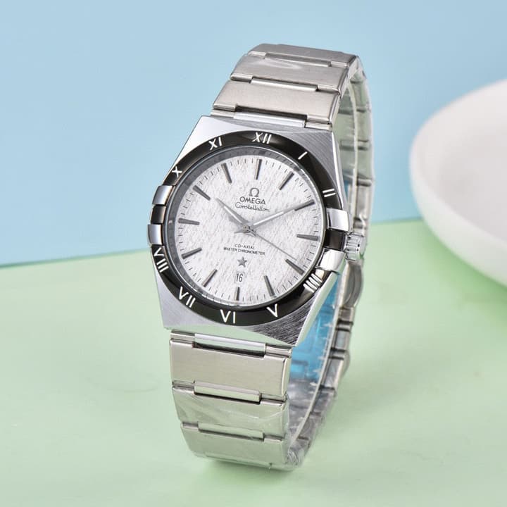 Omega Constellation Series Mechanical Watch in Black Bezel Green Dial