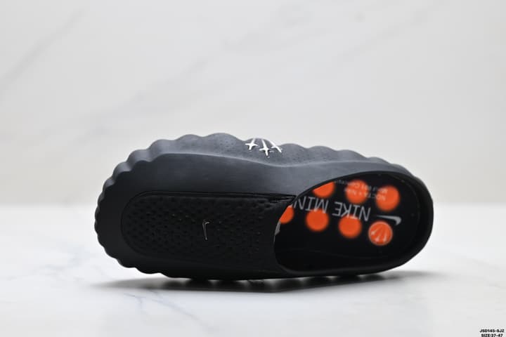Nike Mind 001 Recovery Slide