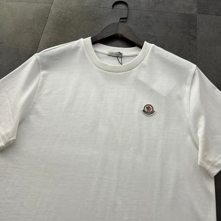 Moncler Small Logo Crewneck T-Shirt – 2026SS in Classic Black