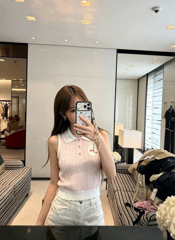 Dior Lapel Collar Knit Vest in Pink