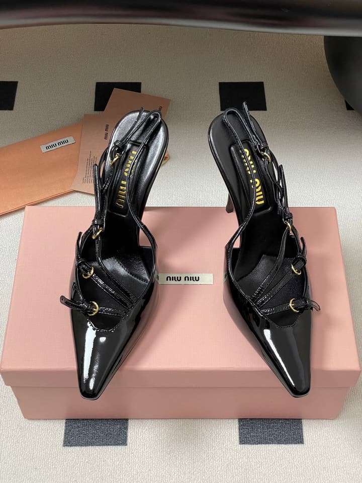 Miu Miu Pointed-Toe Kitten Heel Slingback Sandals – 25SS