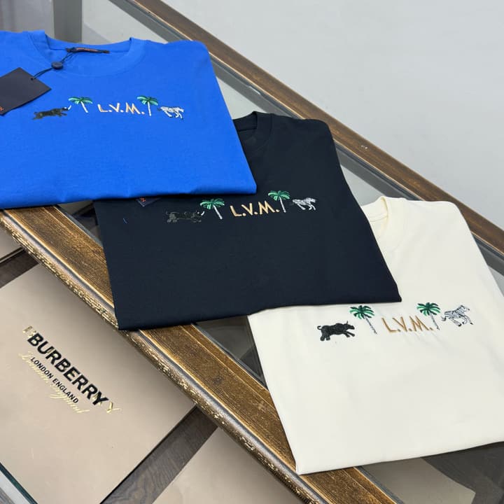 Louis Vuitton Oversized Crewneck T-Shirt – Summer Collection – 26SS in Apricot
